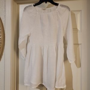 Indigo soul ladies Quarter sleeve blouse is size Medium
